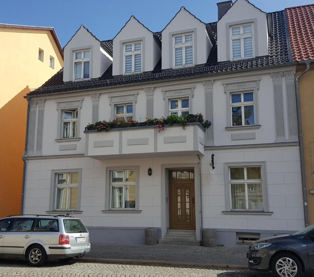 Fewo Am Marktplatz I 艾森许滕施塔特 外观 照片